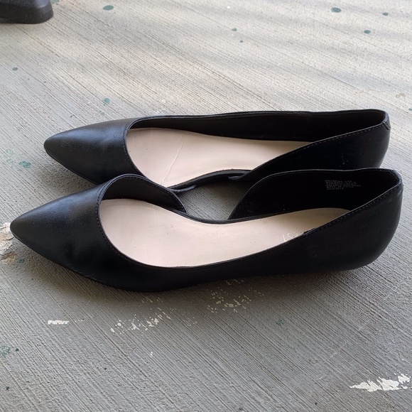 Black Leather D'Orsay Pointed Toe Flats - Picture 4 of 4